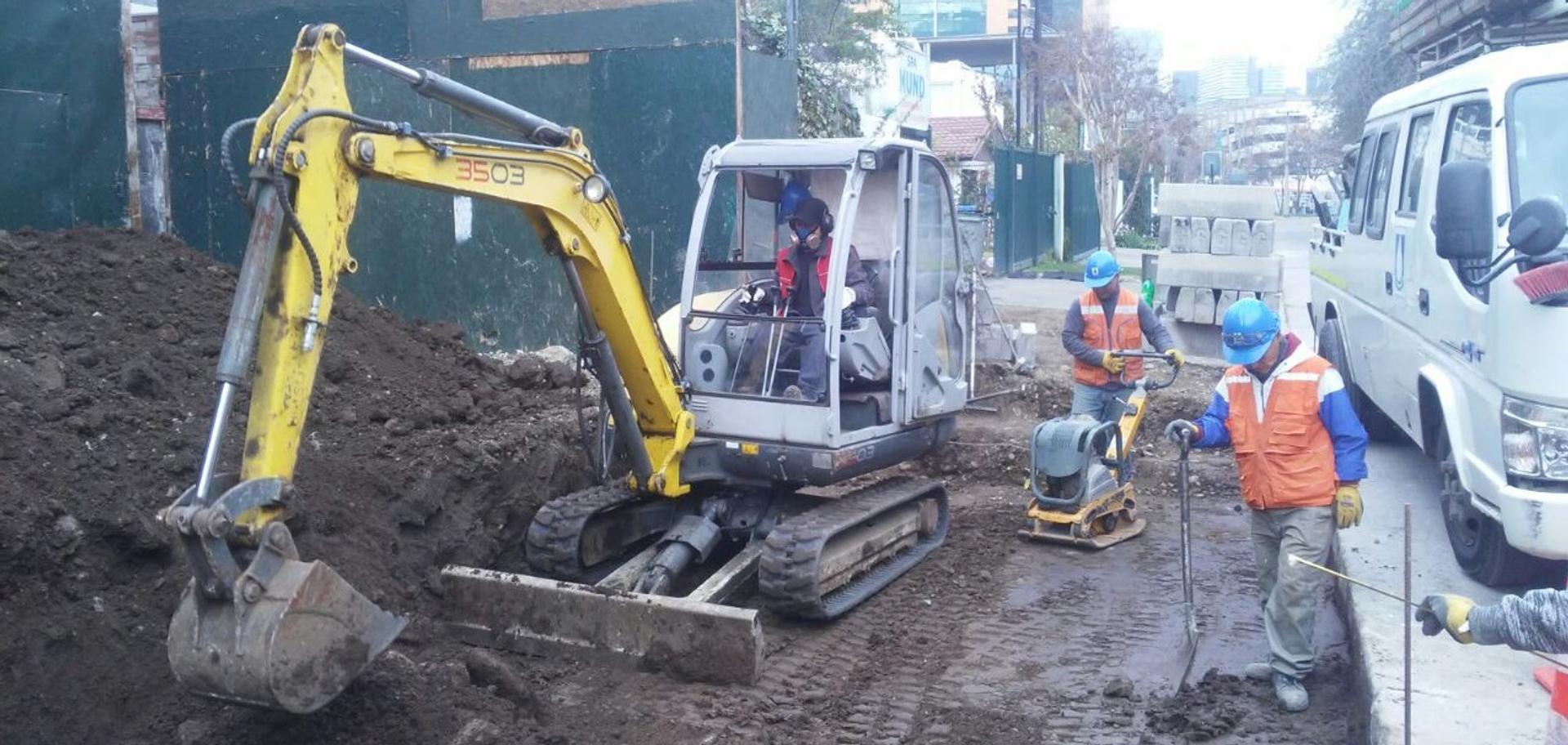 Maquinaria de pavimentación en obra